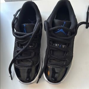 Jordan Kids Sneakers - Black and Blue